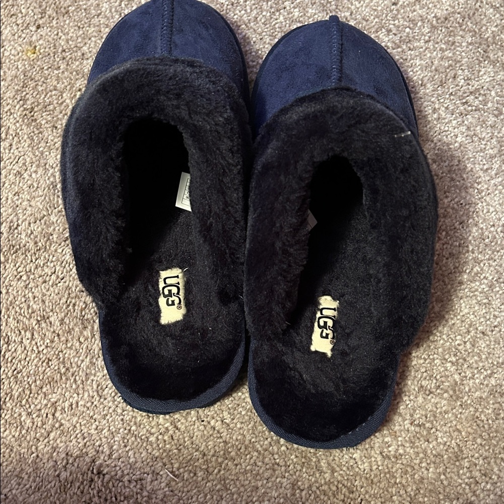 Ugg Slippers - Picture 3 of 5